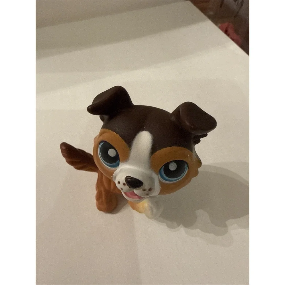 Littlest Pet Shop LPS #237 Brown White Collie Dog Blue Eyes Magnet Rare